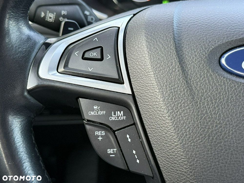 Ford S-Max 2.0 EcoBlue Titanium - 25