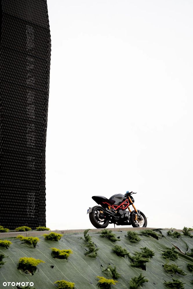 Ducati Monster - 23