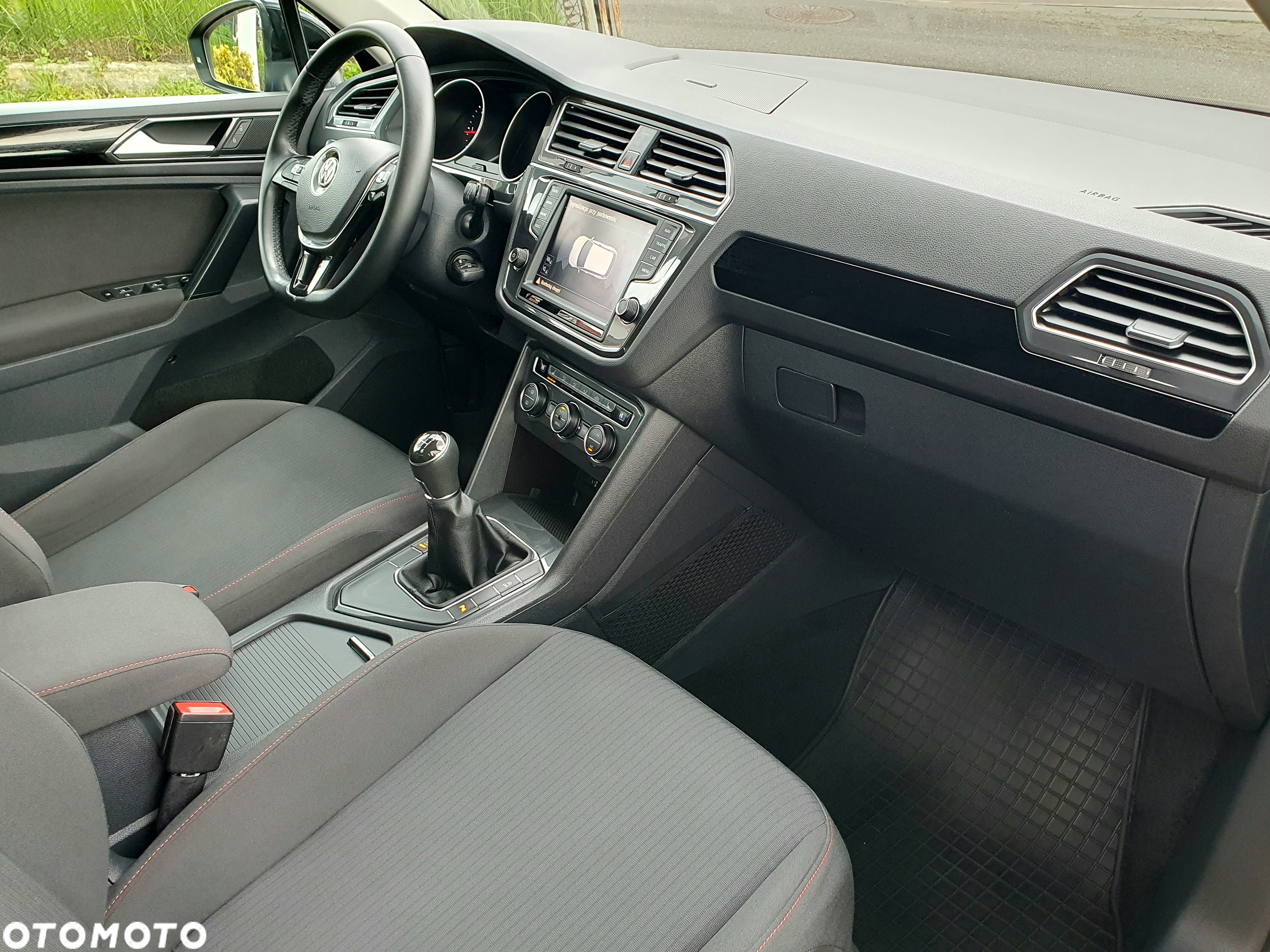 Volkswagen Tiguan 2.0 TDI SCR (BlueMotion Technology) Sound - 16