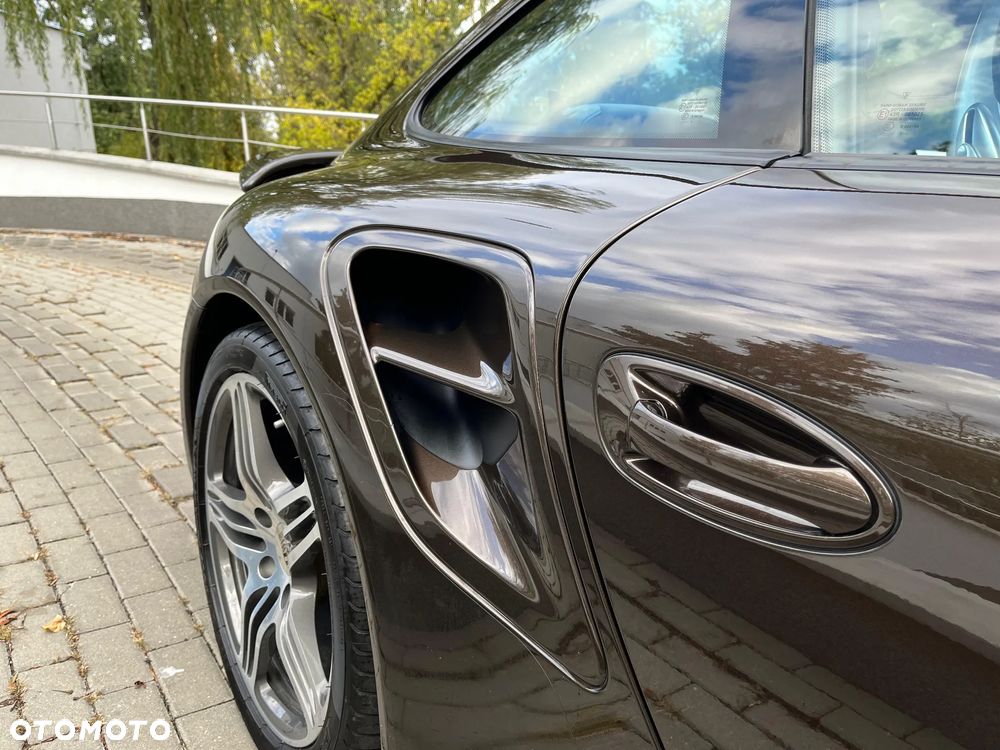 Porsche 911 - 10