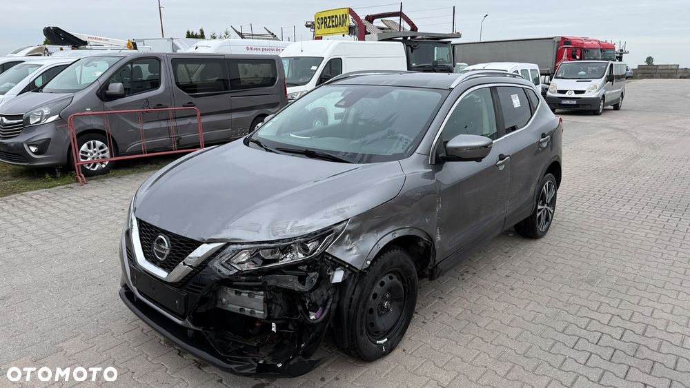 Nissan Qashqai 1.7 dCi Visia - 2