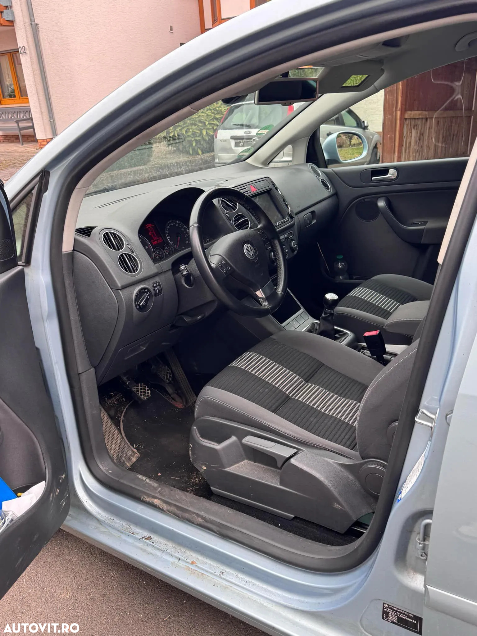 Volkswagen Golf Plus 1.9 TDI DPF Comfortline BlueMotion - 12