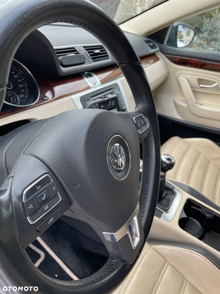 Volkswagen Passat CC 2.0 TDI BlueMotion Technology Exclusive - 23