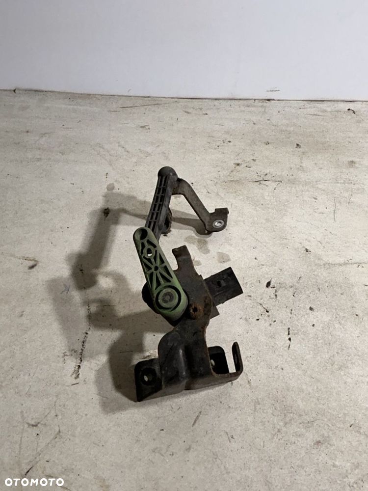 CZUJNIK POZIOMOWANIA LAMP ŚWIATEŁ Audi A3 8V 0V4 5Q0 512 521 F - 1