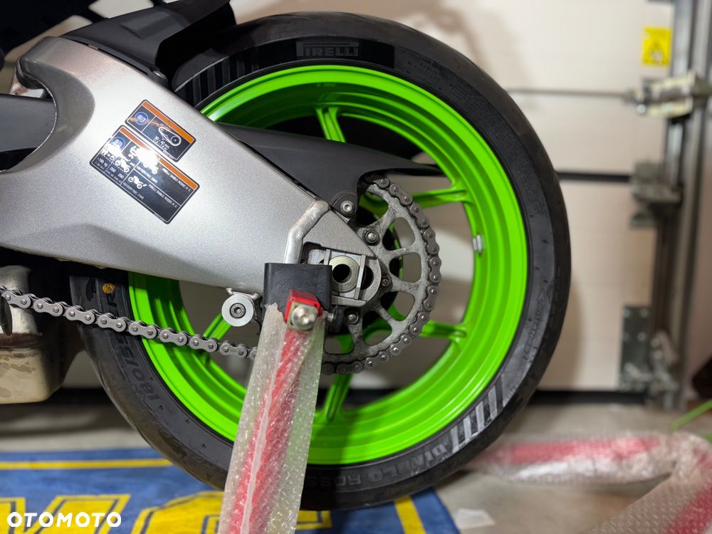 Kawasaki ZX - 18