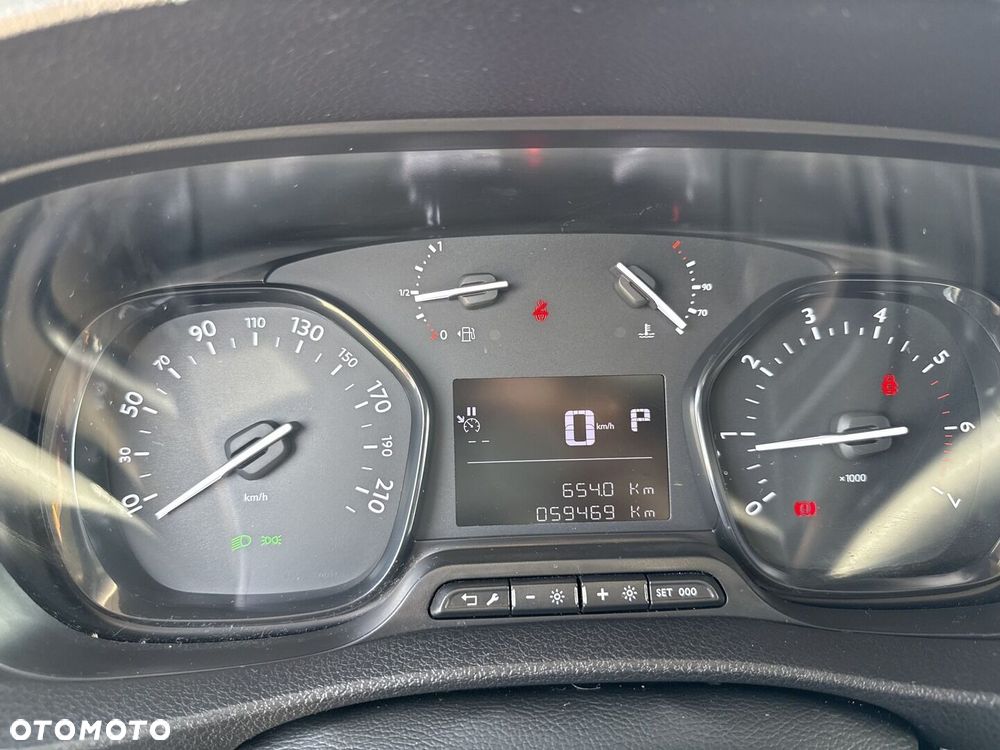Toyota Proace Verso 2.0 D4-D Long Business - 20