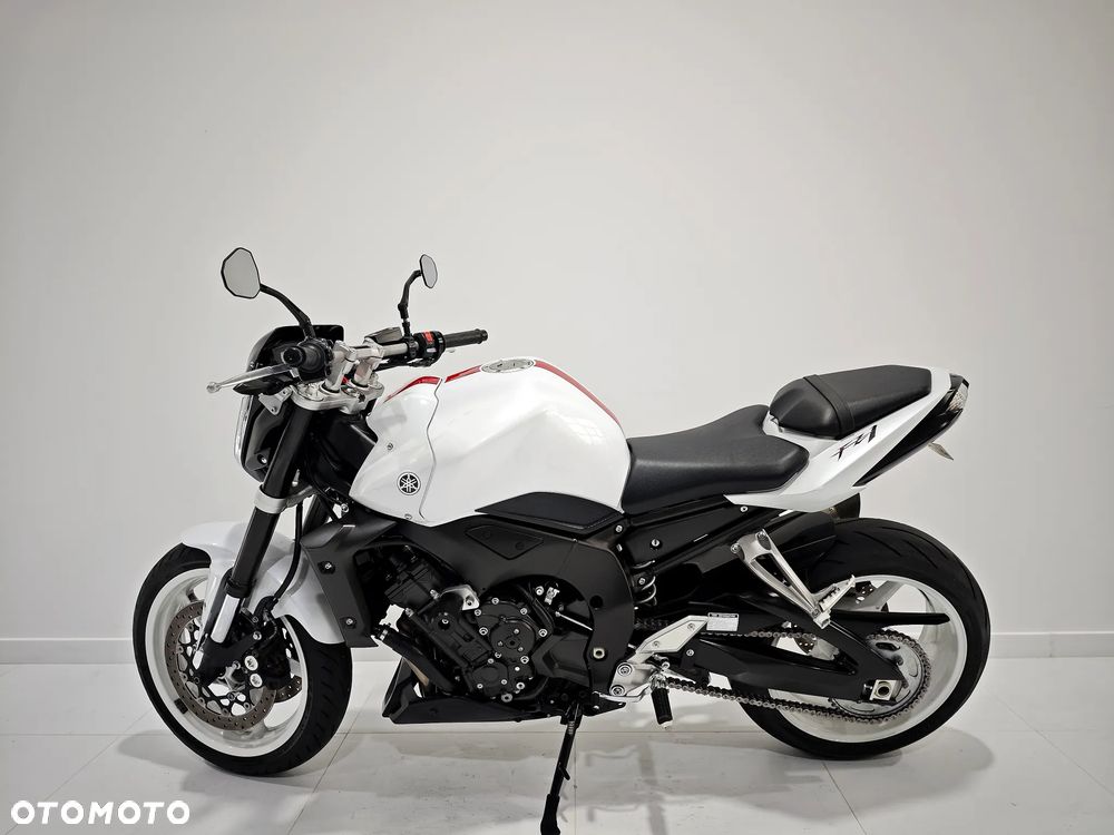 Yamaha FZ - 4