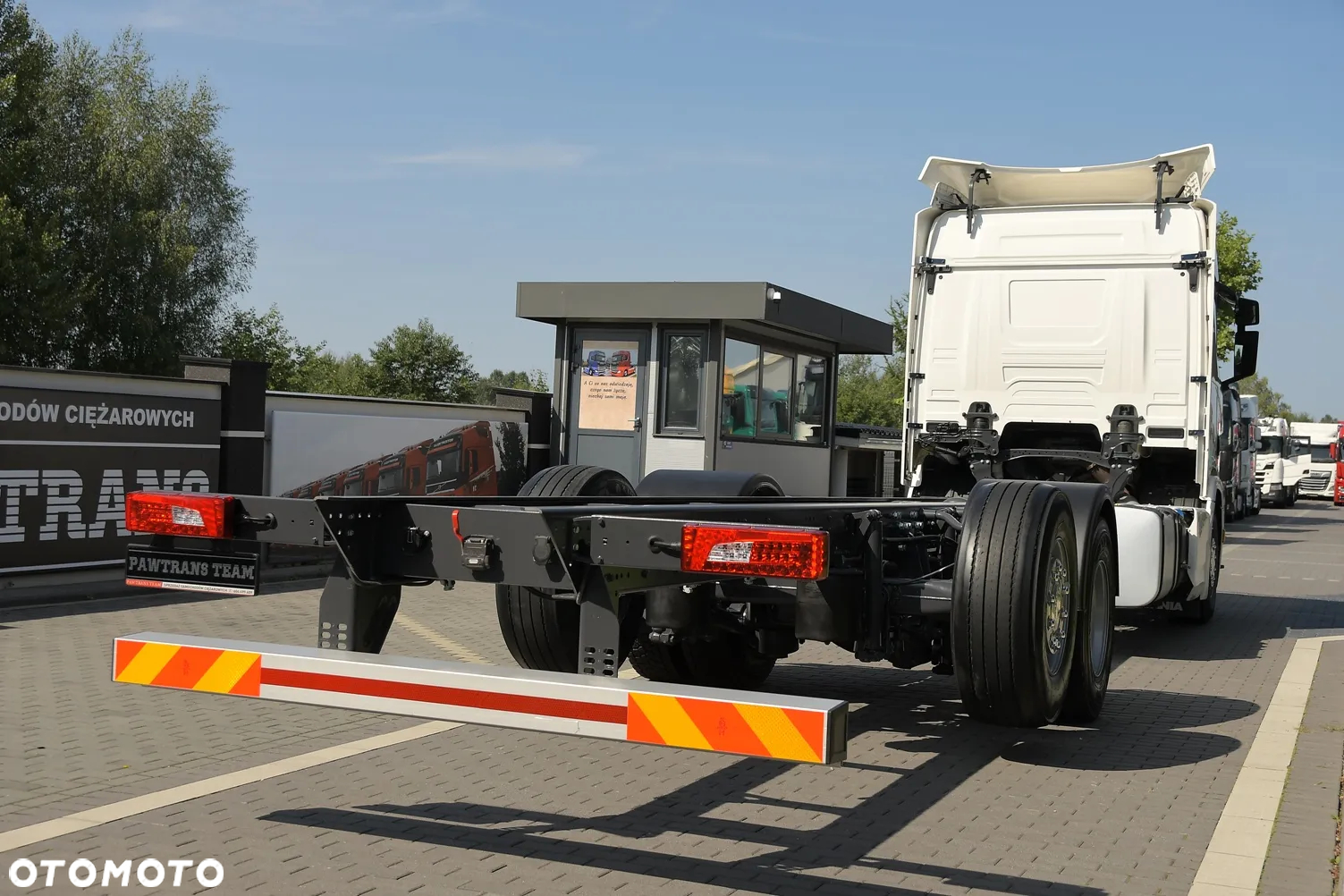 Scania R580///* V8///* 2017///* RETARDER///* 26000KG///* WIDELEC///* RAMA DO ZABUDOWY///* FUL LED///* SKÓRA///* SUPER ZADBANA! - 4