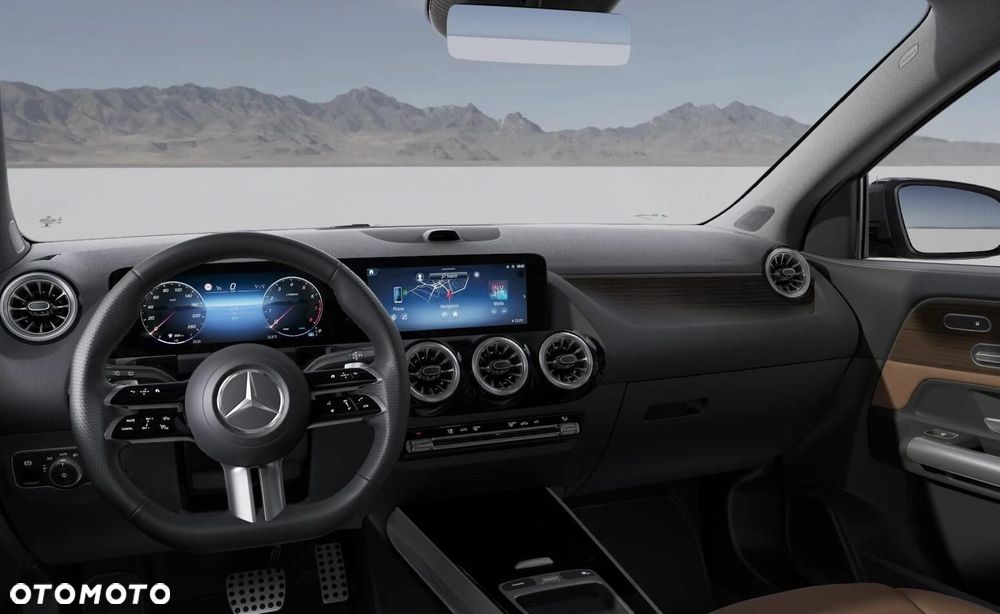 Mercedes-Benz GLA - 5