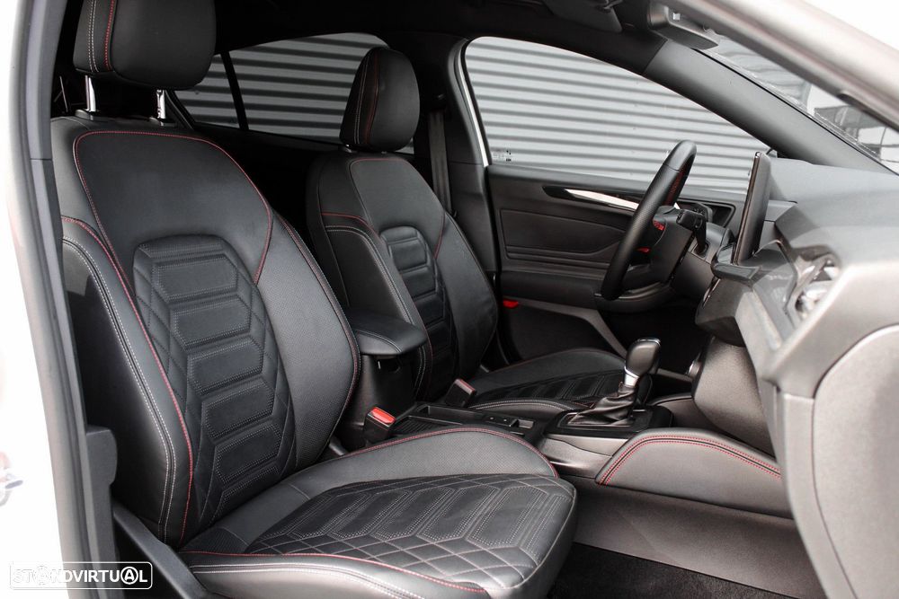 Ford Focus 1.0 EcoBoost MHEV ST-Line X Aut. - 27