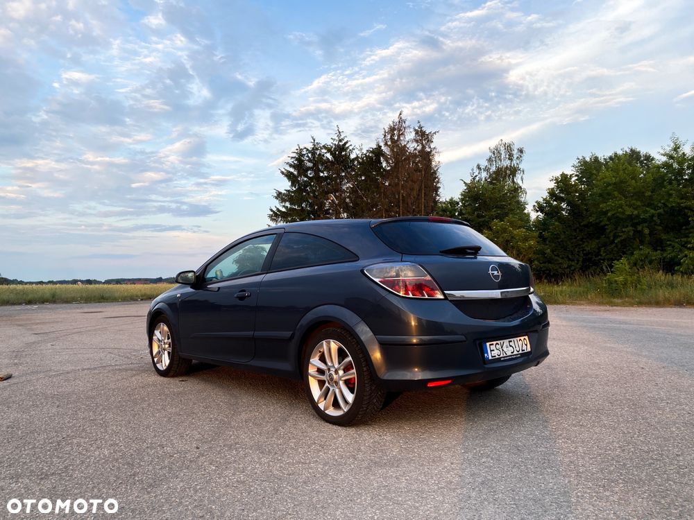 Opel Astra - 4