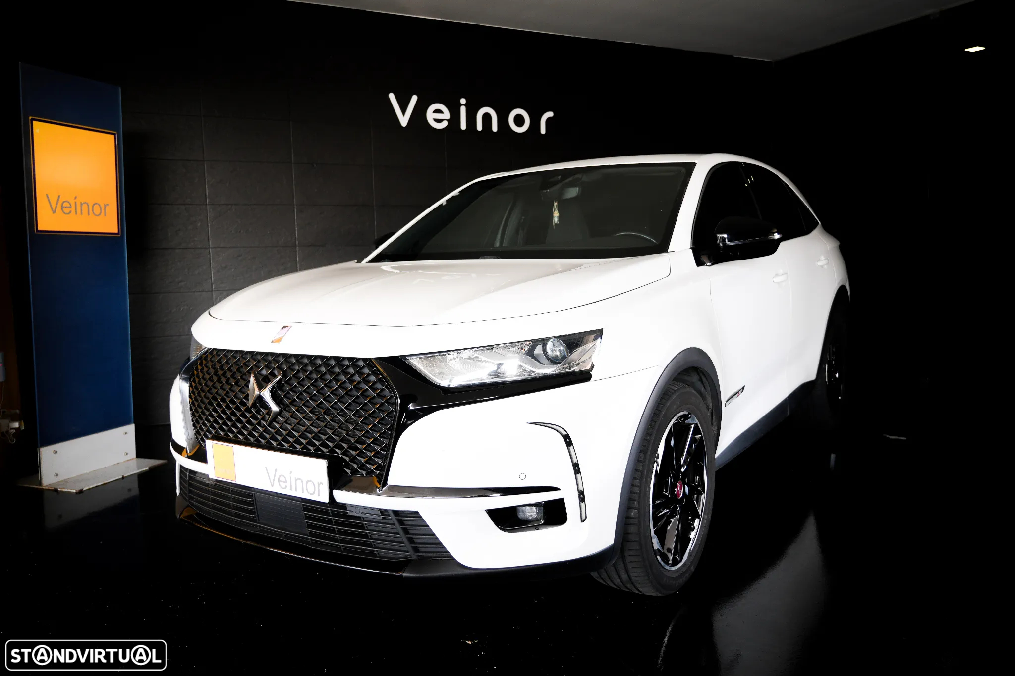 DS DS7 Crossback 2.0 BlueHDi Performance Line EAT8 - 3