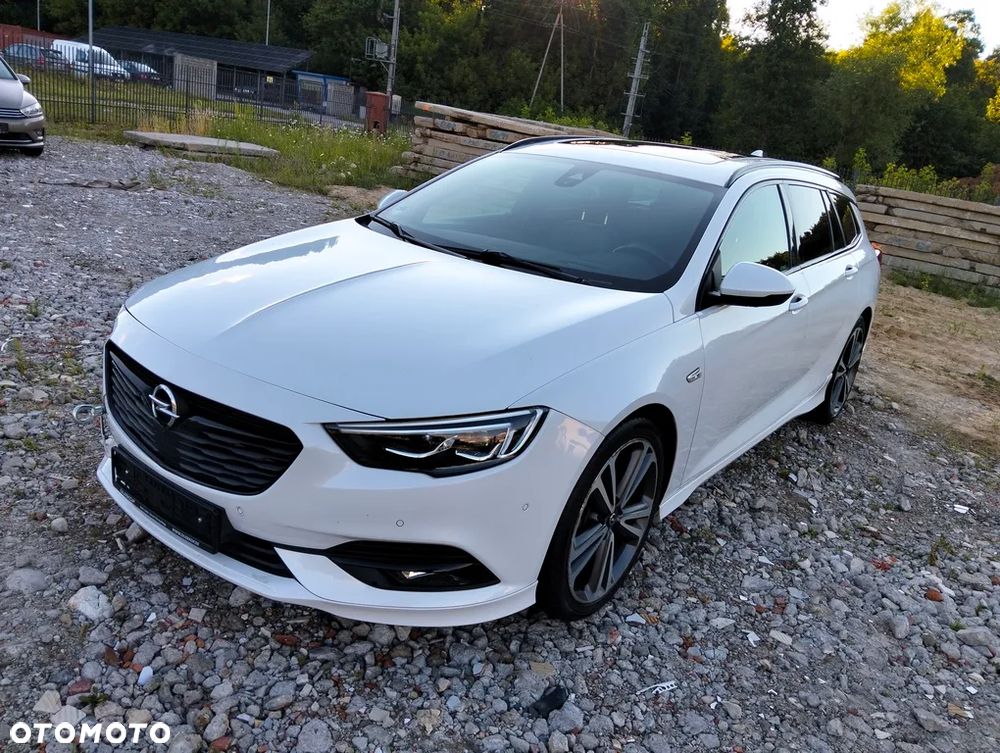 Opel Insignia 2.0 BiTurbo D 4x4 Automatik Ultimate Exclusive - 2