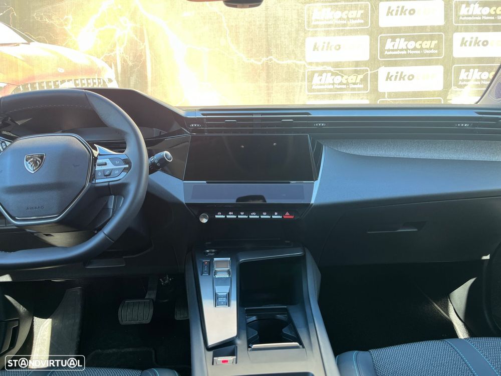 Peugeot 308 SW PureTech 130 EAT8 Allure - 21