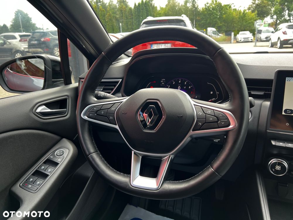 Renault Clio TCe 90 EVOLUTION - 27