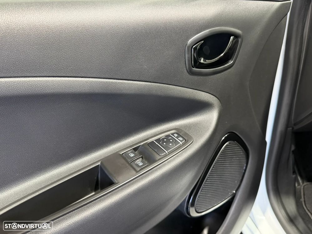 Renault Zoe (c/ Bateria) Limited 50 - 19
