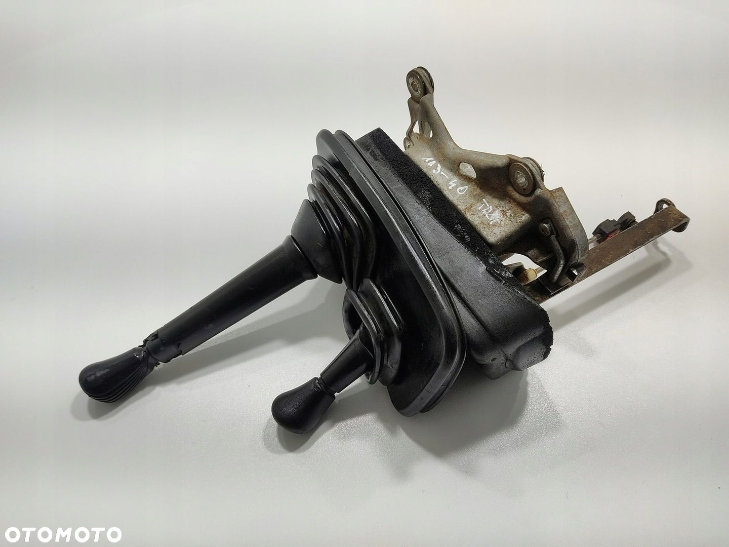 LEWAREK WYBIERAK ZMIANY BIEGÓW REDUKTORA DEFENDER 2.4 TDCI TSC500020 07-14 - 2