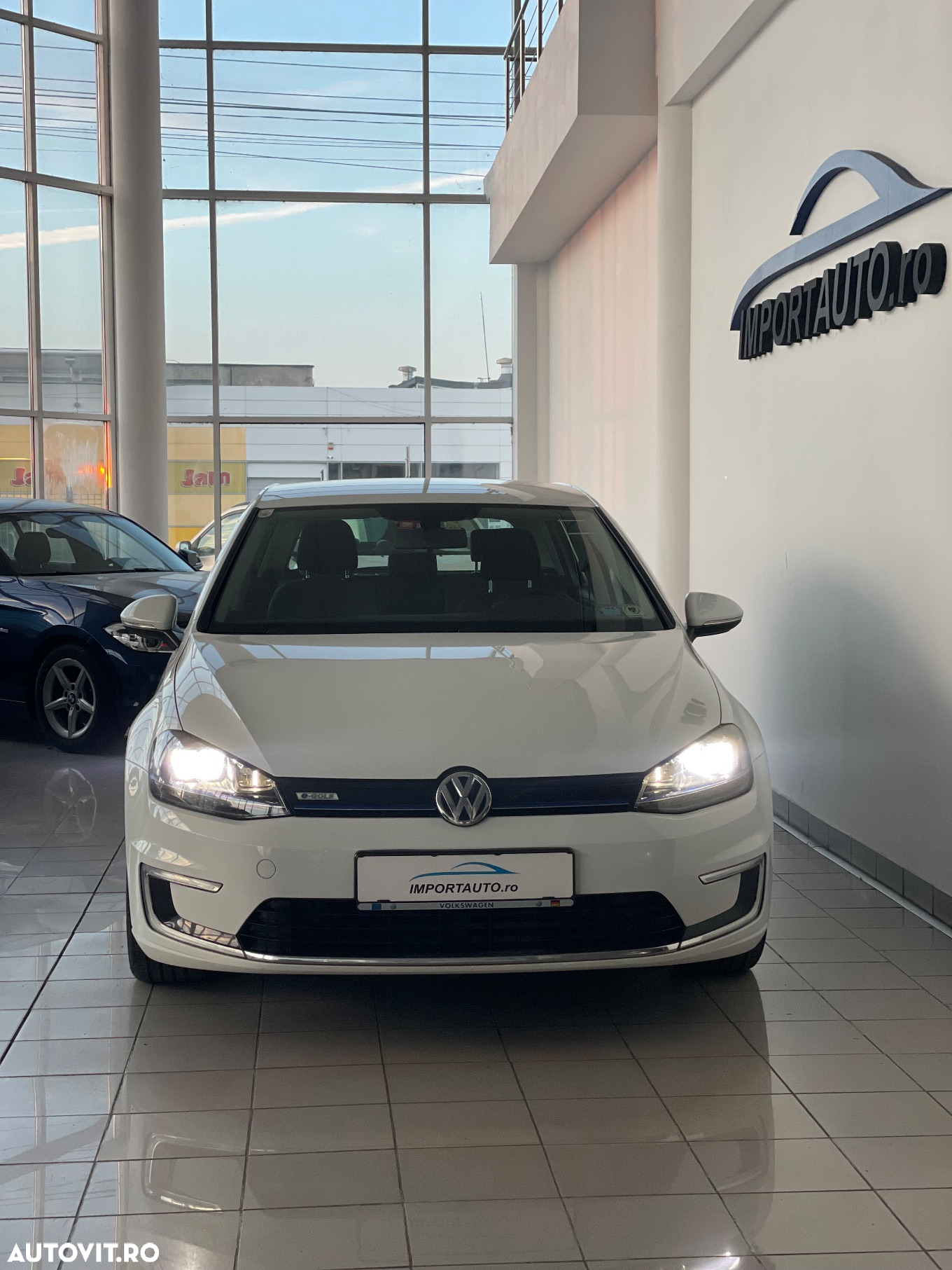 Volkswagen e-Golf - 2