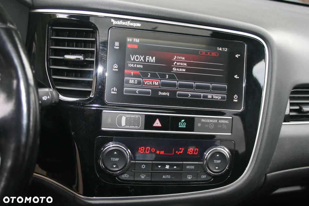 Mitsubishi Outlander - 15