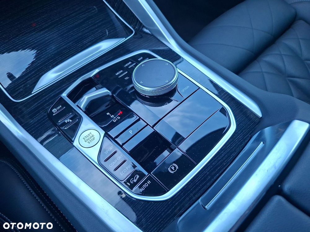 BMW X6 - 19