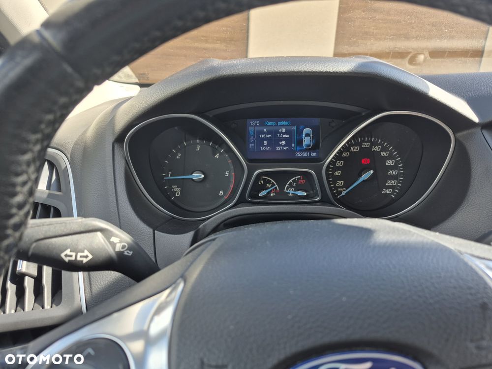 Ford Focus 1.6 TDCi ECOnetic 88g Start-Stopp-System Titanium - 10