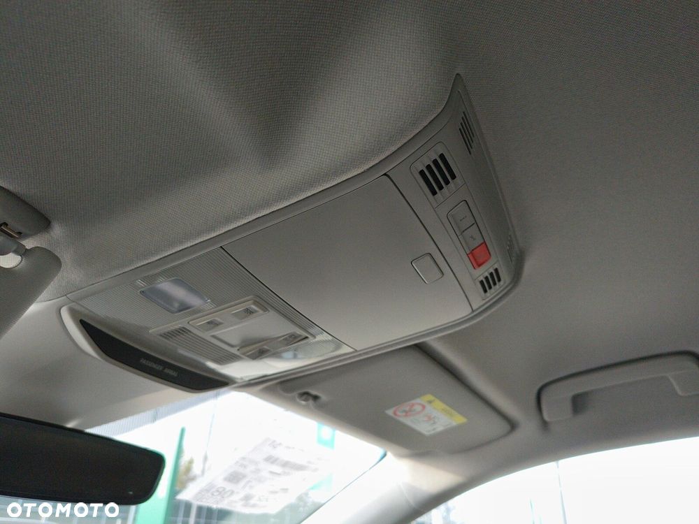 Skoda Fabia 1.0 TSI Drive DSG - 22