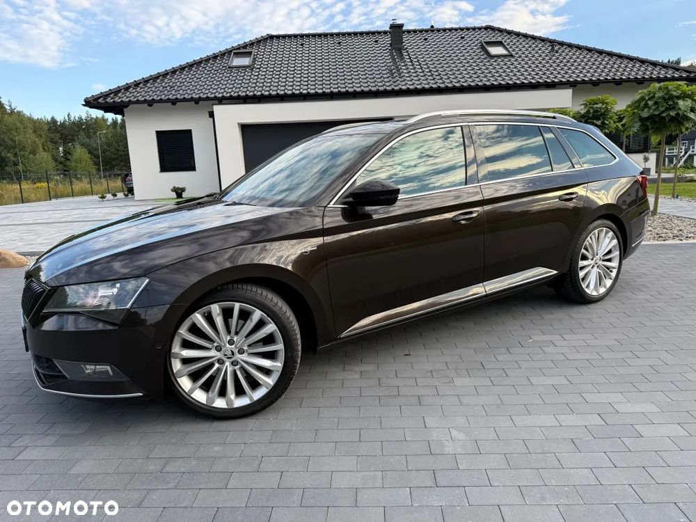 Skoda Superb 2.0 TDI SCR L&K DSG - 4