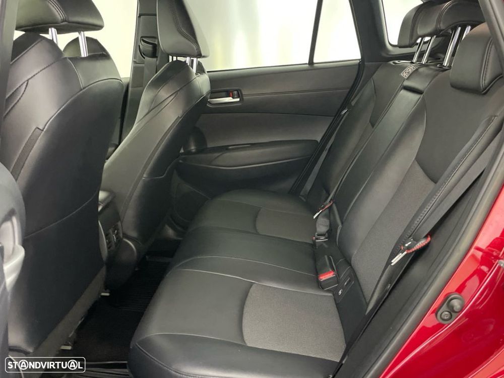 Toyota Corolla Cross 1.8 Hybrid Luxury - 12