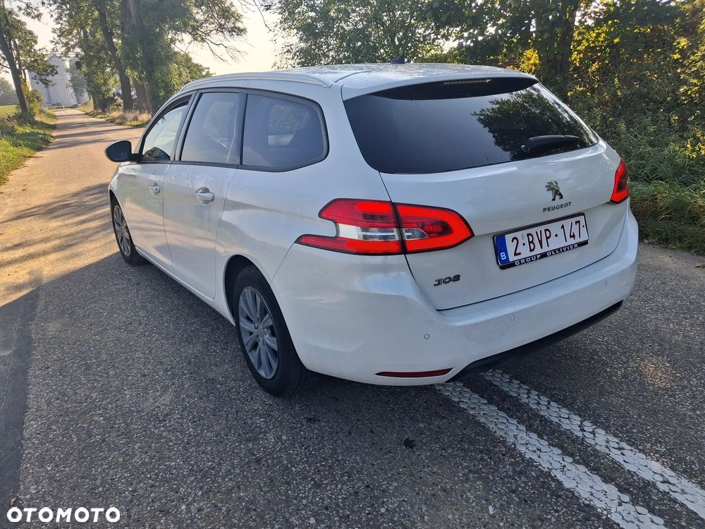 Peugeot 308 - 5