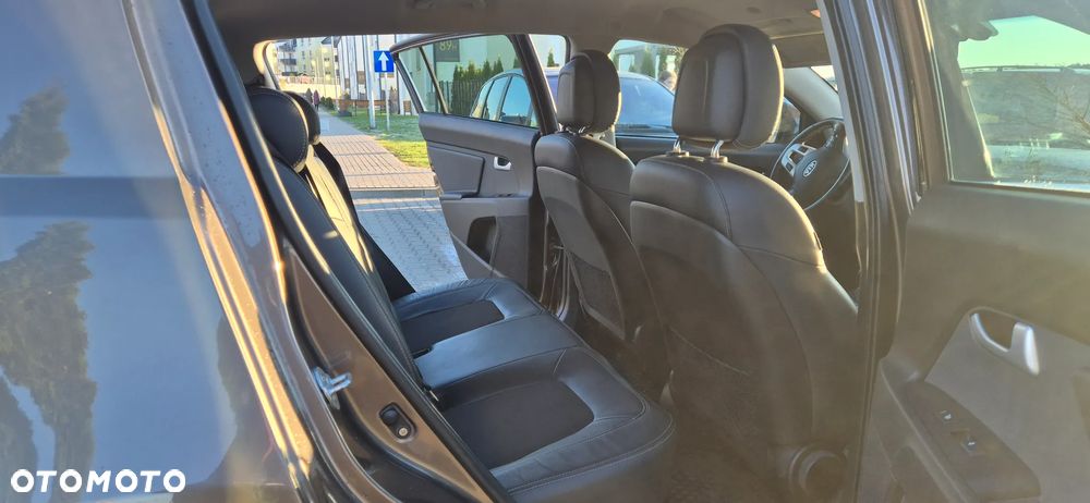 Kia Sportage 2.0 CRDI AWD Spirit - 10