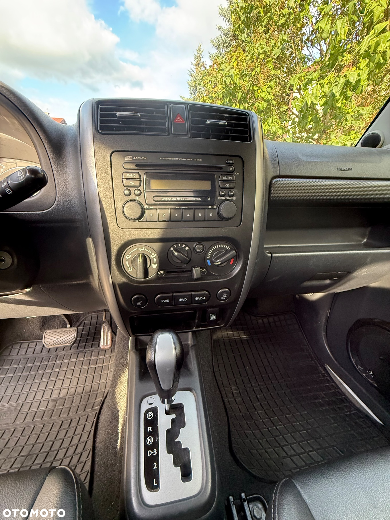 Suzuki Jimny - 12