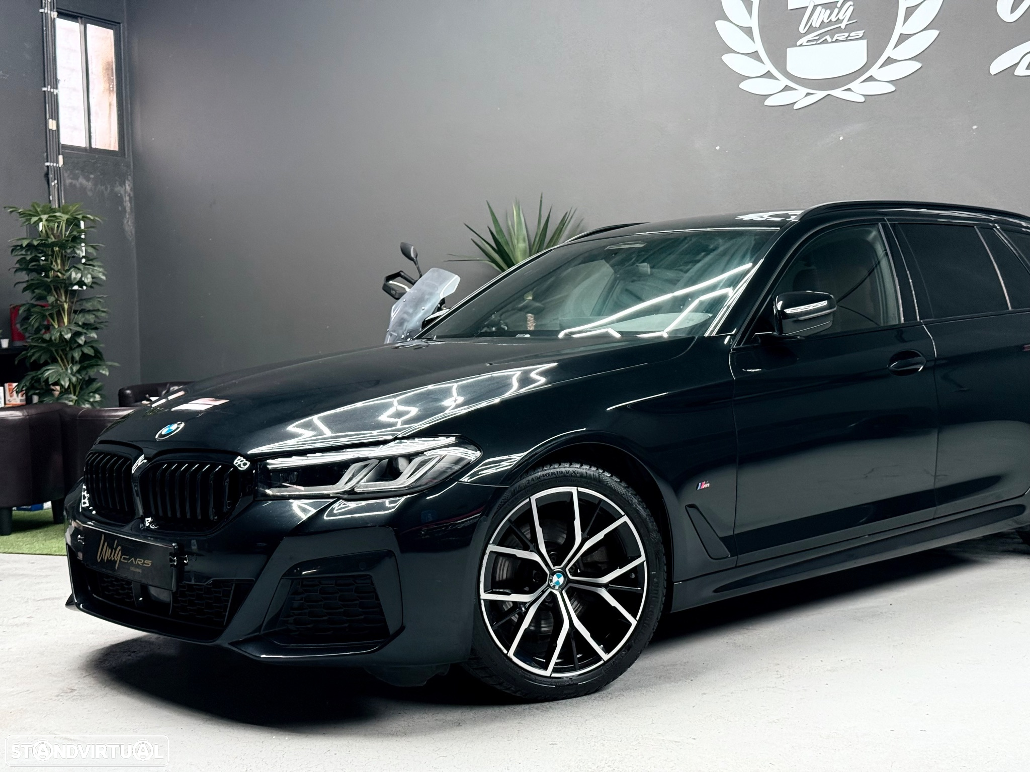 BMW 520 d xDrive Pack Desportivo M Pro - 3
