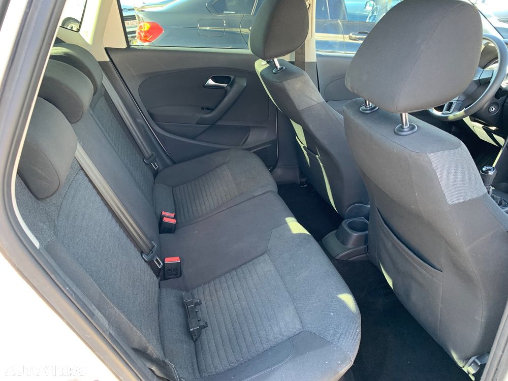 Volkswagen Polo - 5