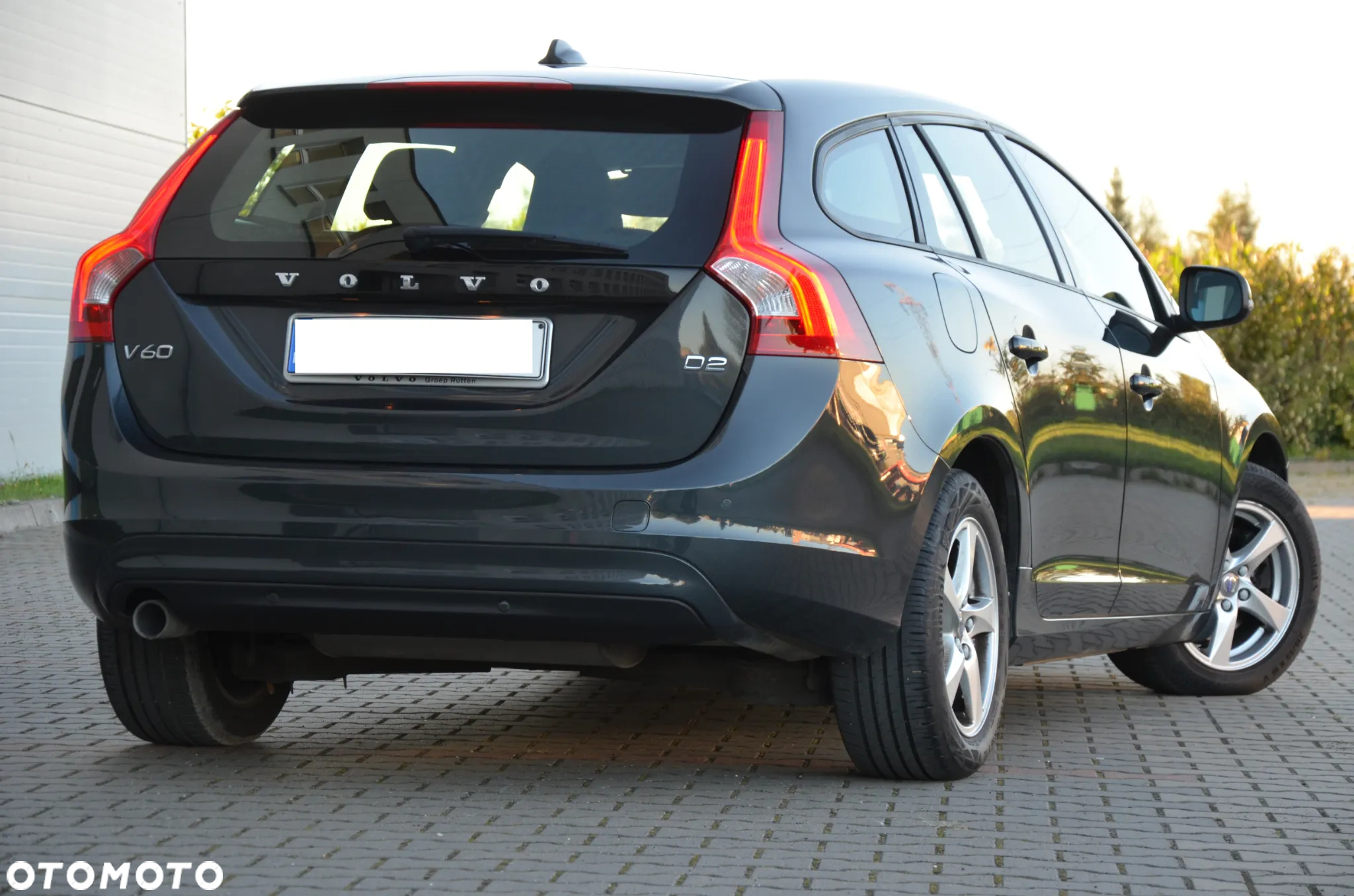 Volvo V60 D2 Drive-E Kinetic - 8