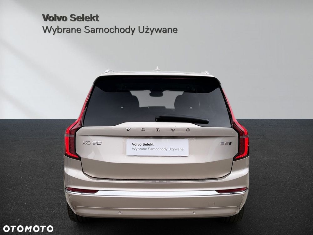 Volvo XC 90 - 8