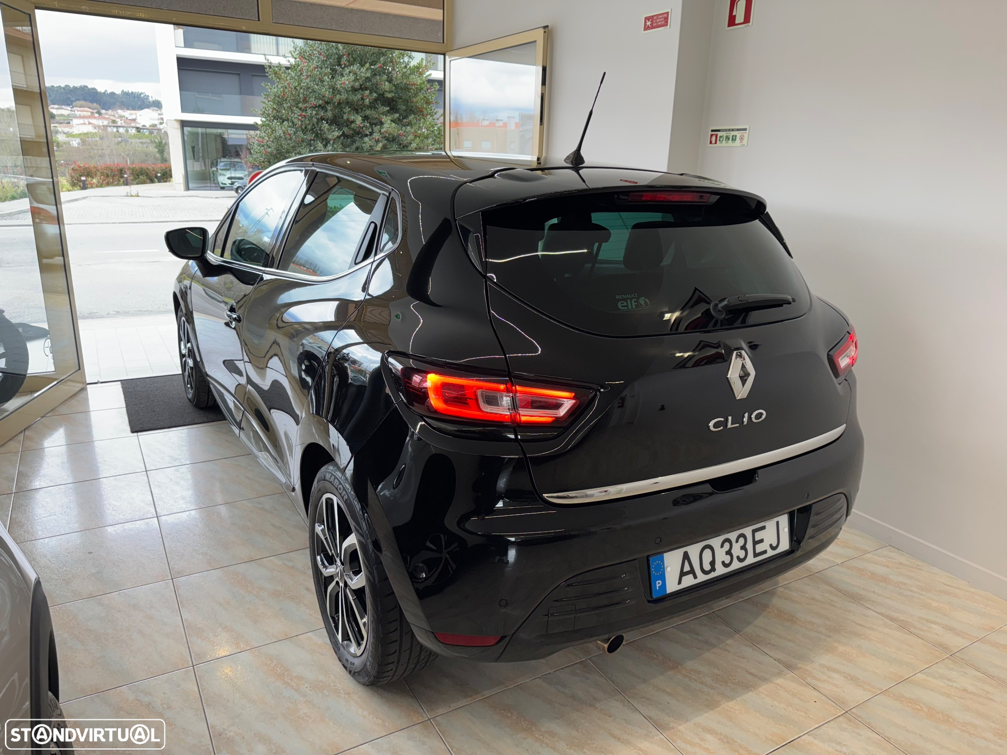 Renault Clio (Energy) dCi 90 Bose Edition - 4