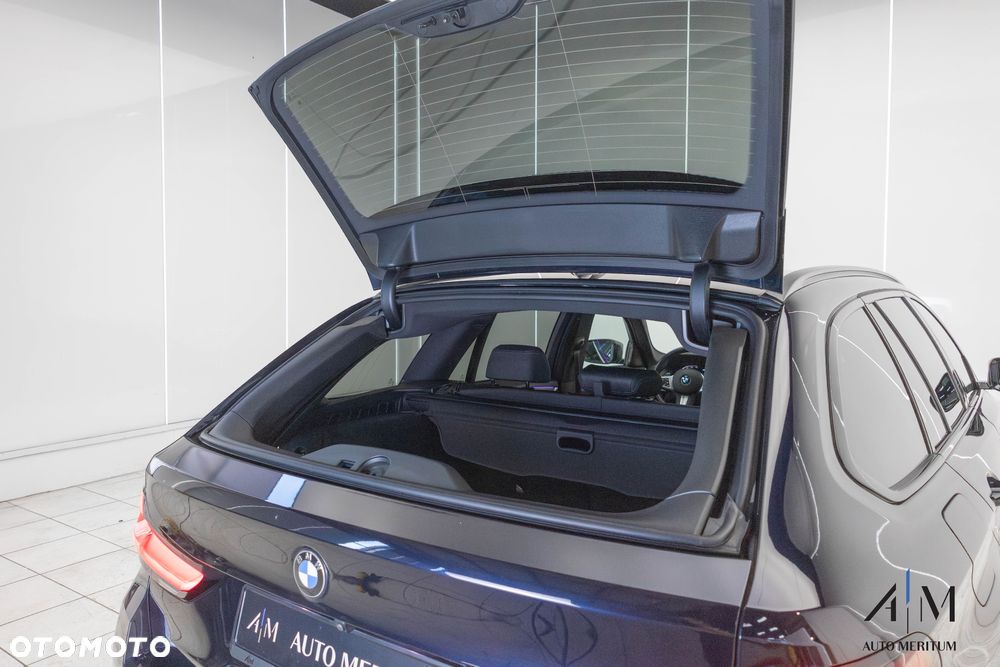 BMW Seria 5 540i xDrive - 31