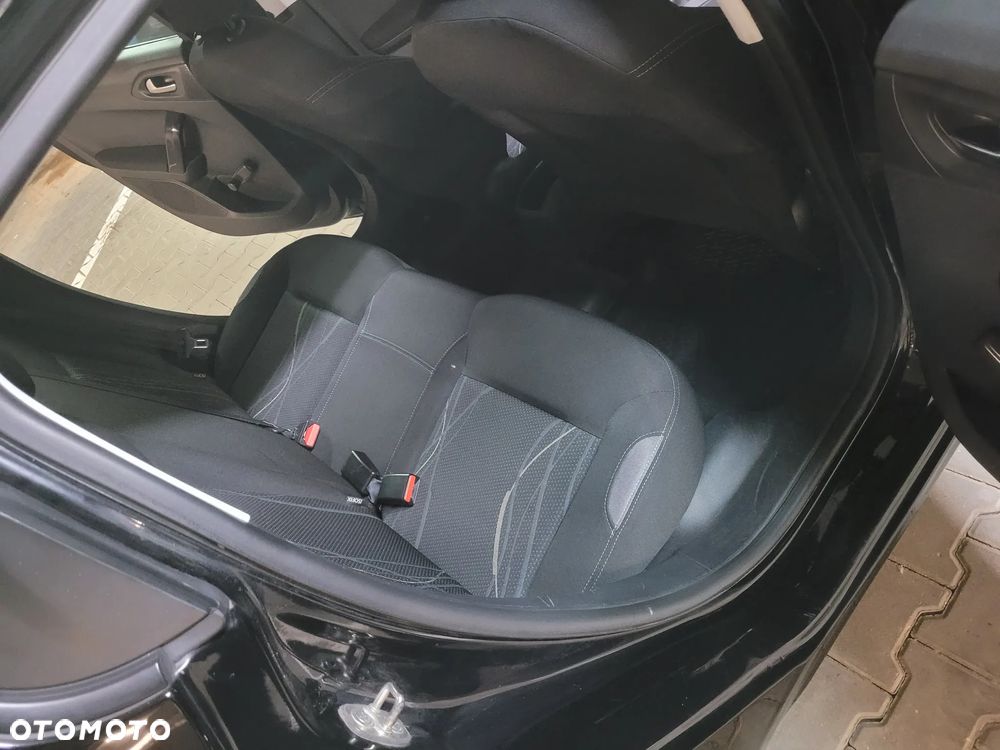 Peugeot 208 1.4 HDi Active - 16