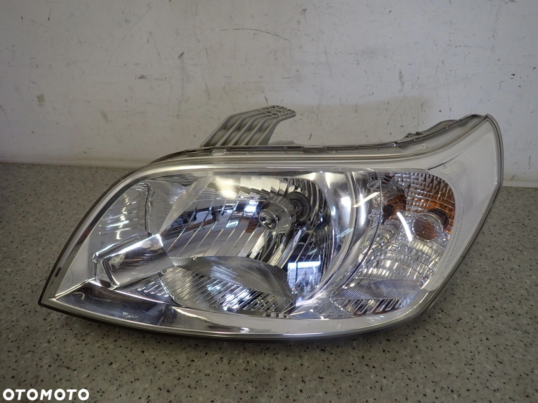 CHEVROLET AVEO T250 07-09 REFLEKTOR PRZEDNI LEWY EUROPA - 2