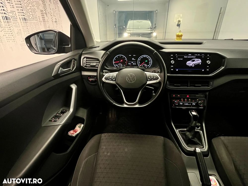 Volkswagen T-Cross - 10