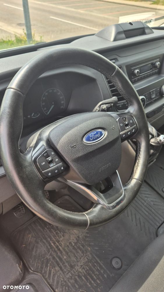 Ford Transit - 11