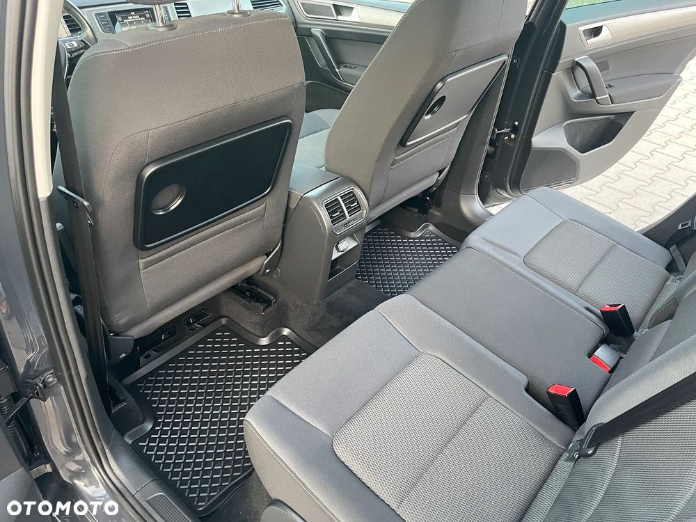 Volkswagen Golf Sportsvan VII SV 1.2 TSI BMT Trendline - 24