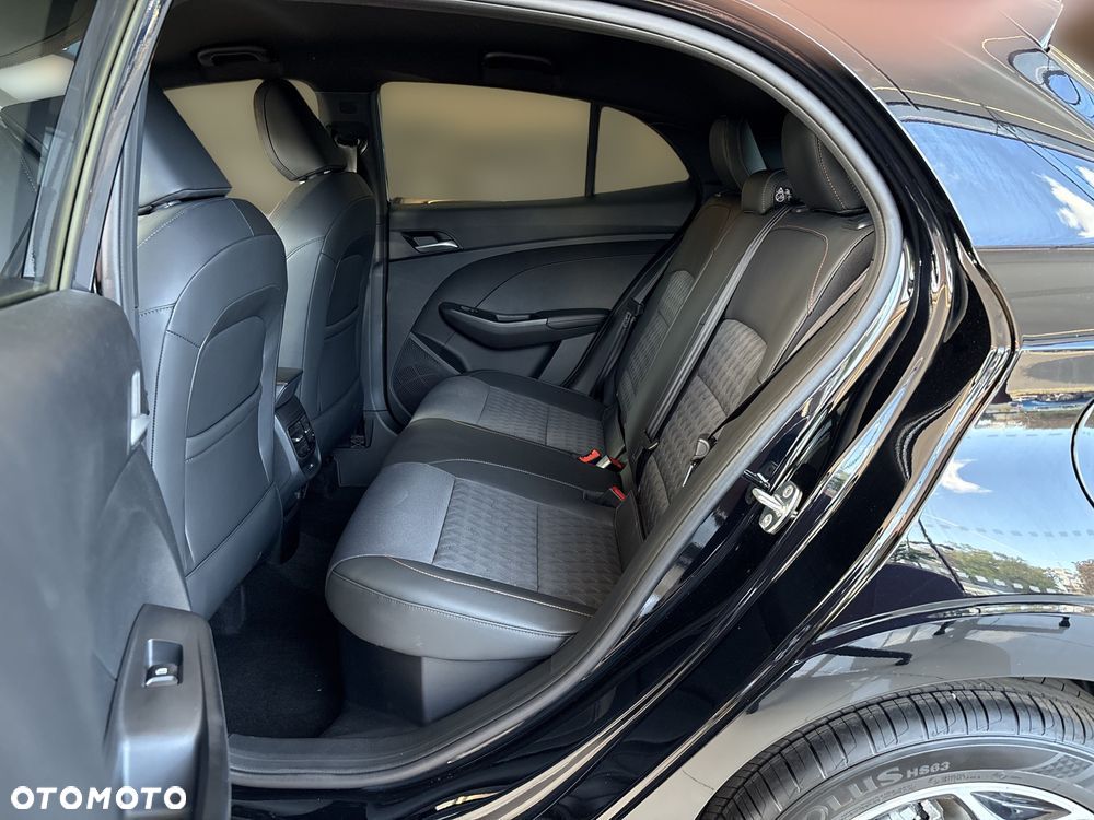 MG MG3 1.5 HEV+ Exclusive - 11