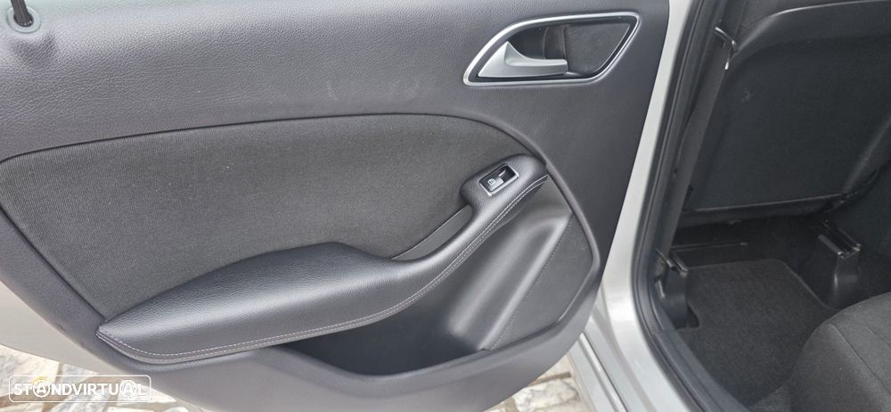 Mercedes-Benz B 180 CDI BlueEFFICIENCY Edition Style - 6