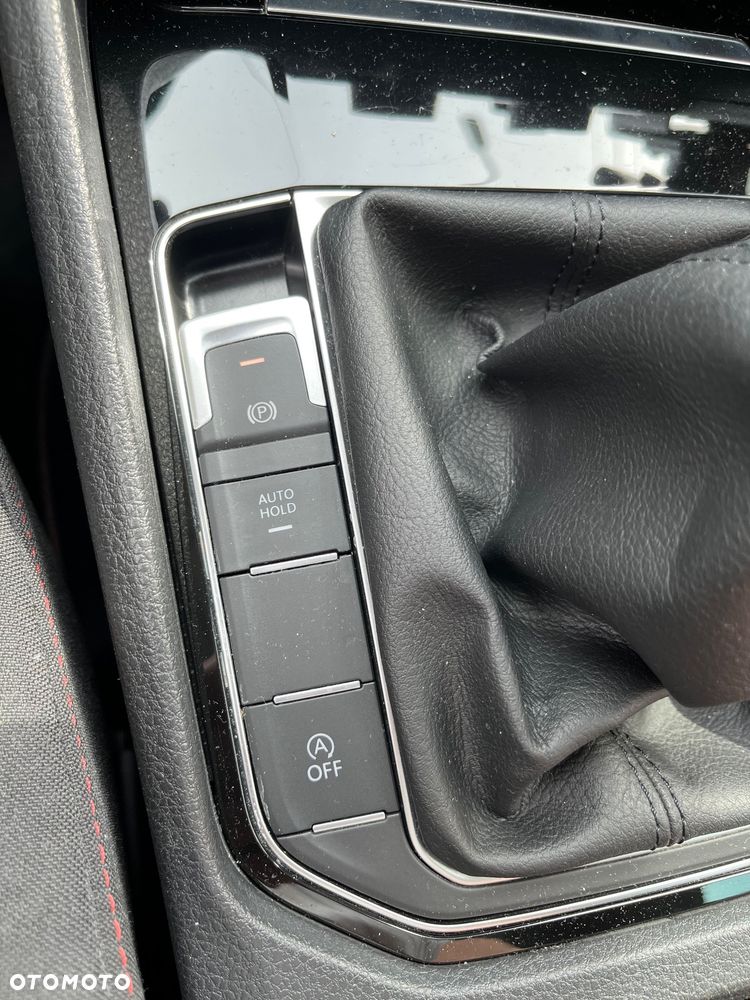 Volkswagen Golf Sportsvan 2.0 TDI (BlueMotion Technology) Sound - 13