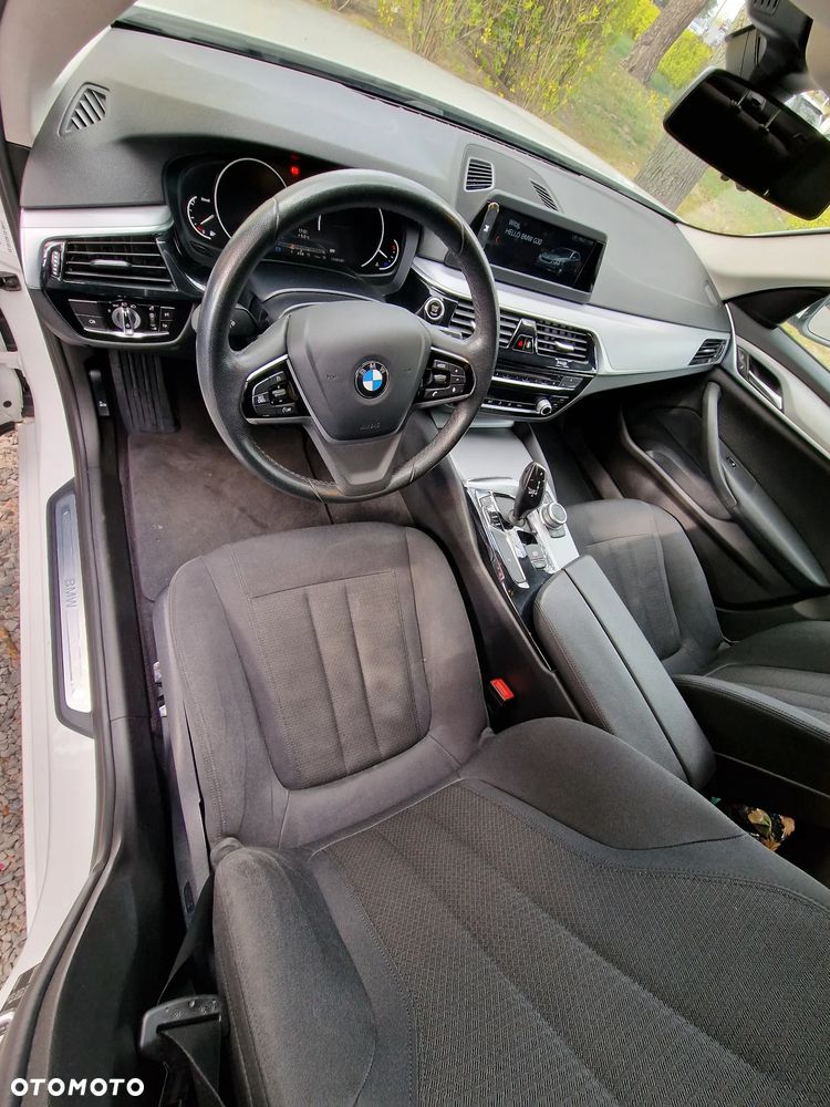 BMW Seria 5 520d Luxury Line - 24