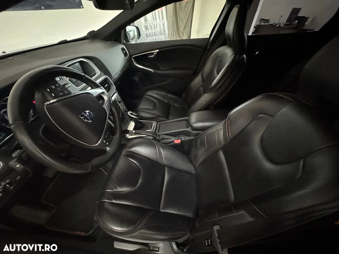 Volvo V40 Cross Country D3 Geartronic Ocean Race - 7