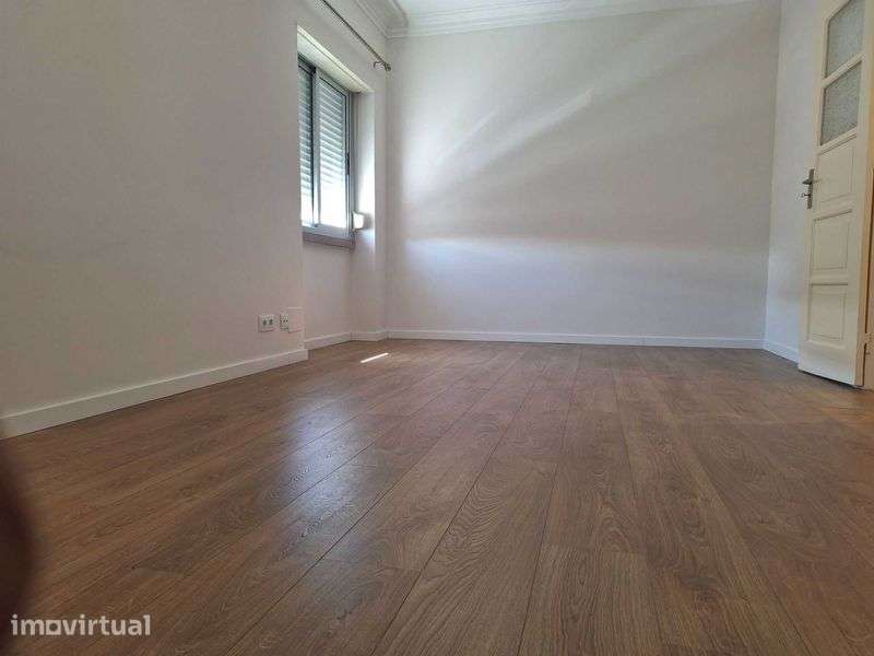T2 Amadora para arrendar - Grande imagem: 3/9