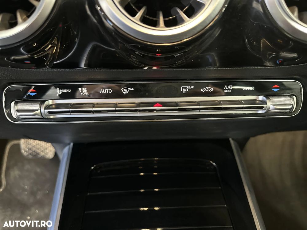 Mercedes-Benz GLA 200 d 8G-DCT - 17