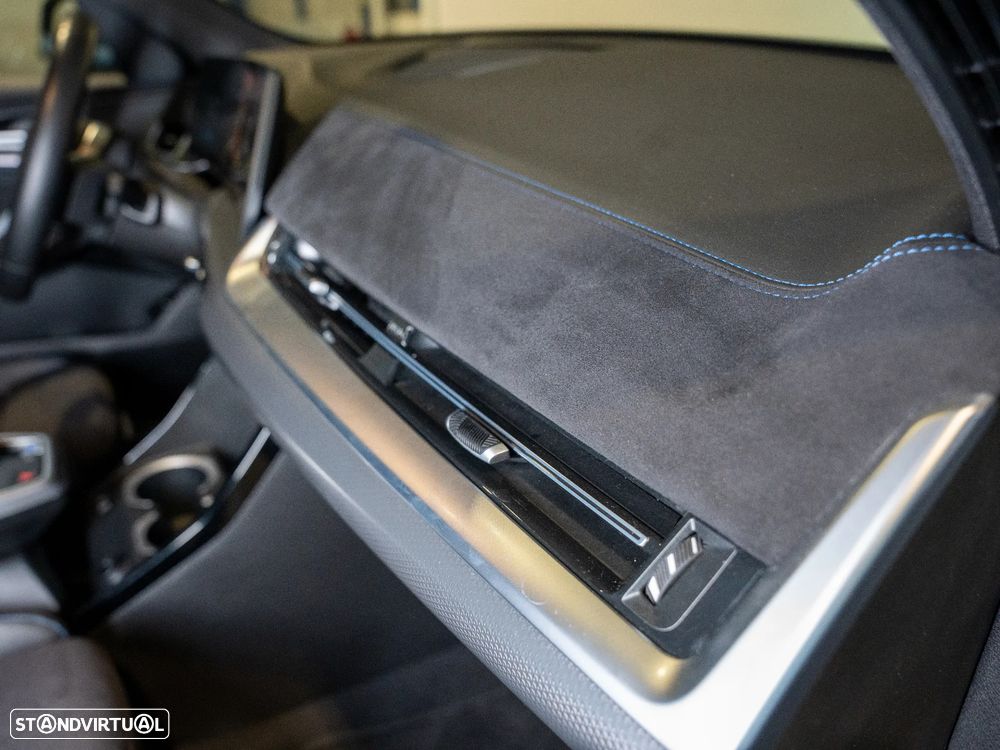 BMW iX2 eDrive20 Pack Desportivo M - 17